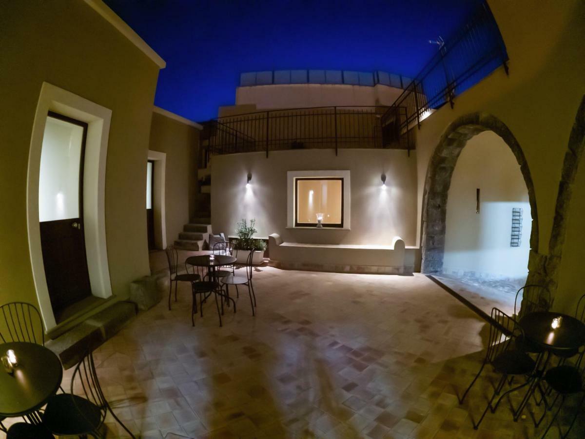 Locanda Sant'Antonio Aci SantʼAntonio Eksteriør billede