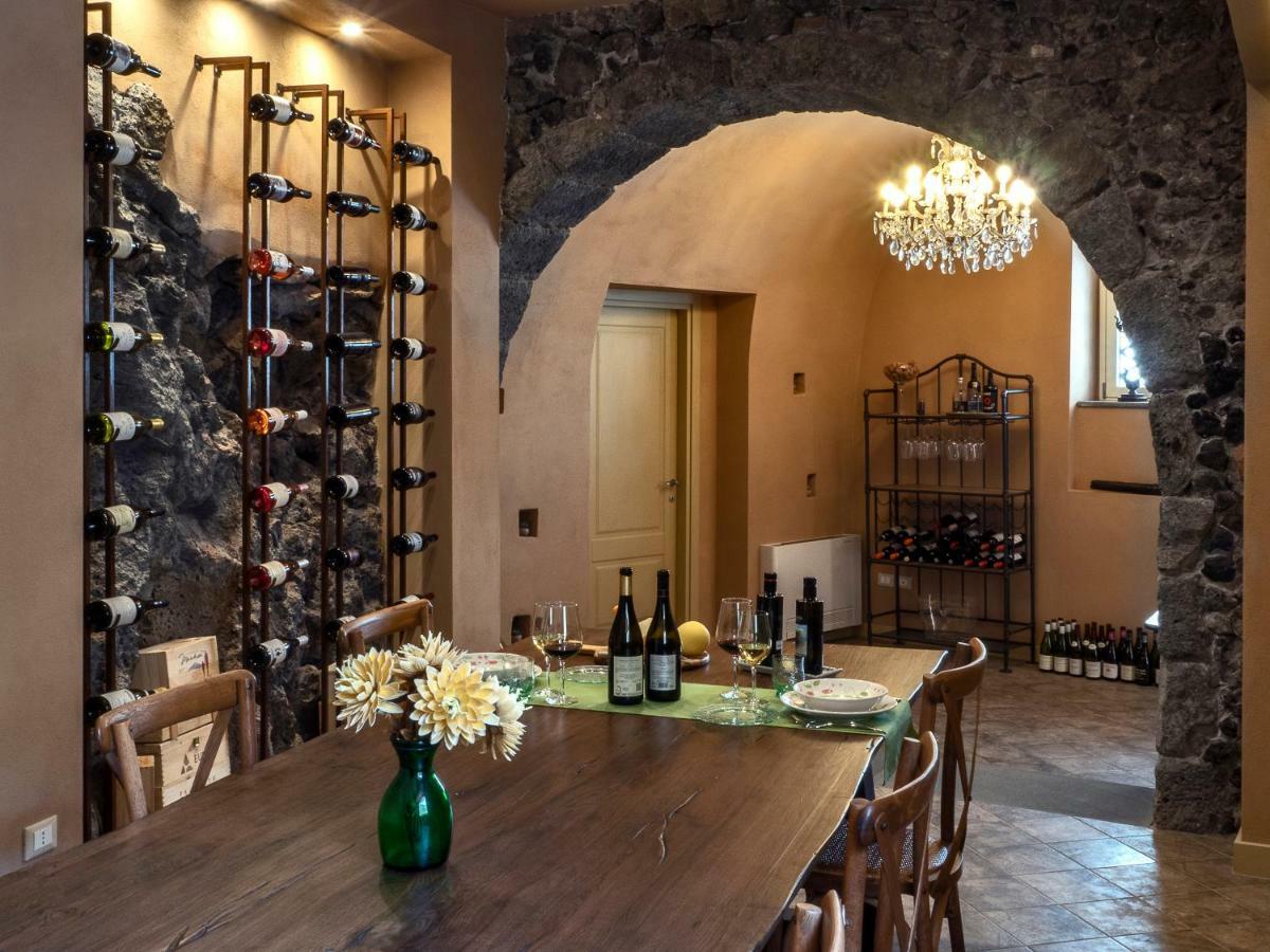 Locanda Sant'Antonio Aci SantʼAntonio Eksteriør billede