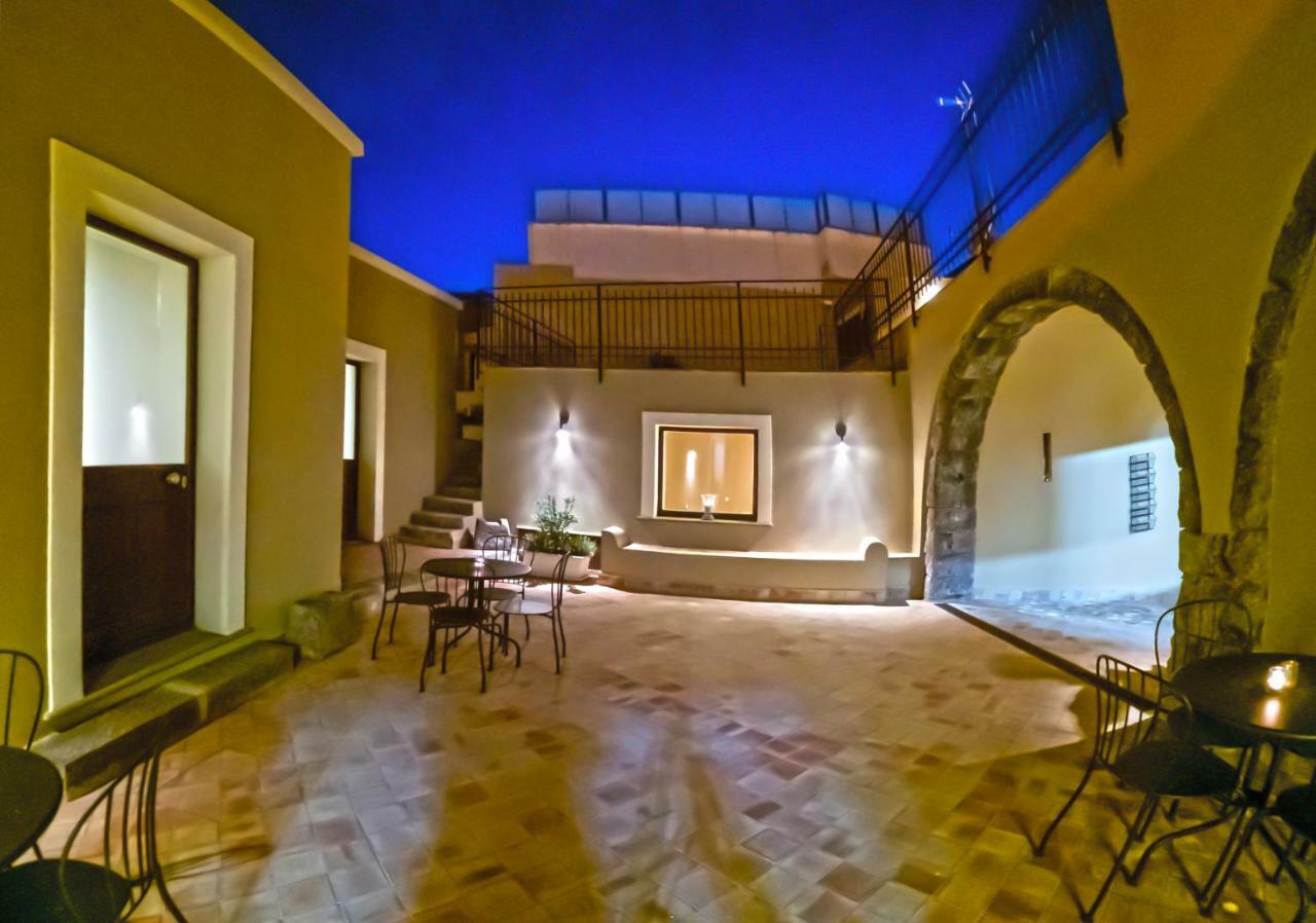 Locanda Sant'Antonio Aci SantʼAntonio Eksteriør billede